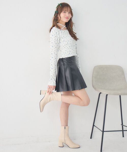 ems excite（エムズエキサイト）の「シャーリングインナーCT（Tシャツ/カットソー・レディース・ブルー系その他/ホワイト系その他/ブラック系その他4/オフホワイト・FREE）」の21枚目の写真