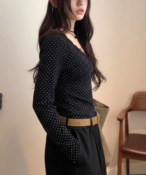 SHEENA(シーナ)の「ミニドットVネックレースロンT(Tシャツ/カットソー・レディース・ブラック・M)」の3枚目の写真