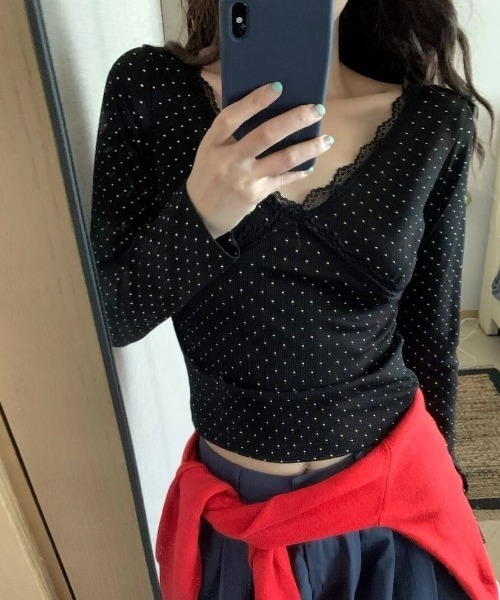 SHEENA(シーナ)の「ミニドットVネックレースロンT(Tシャツ/カットソー・レディース・ブラック・M)」の10枚目の写真
