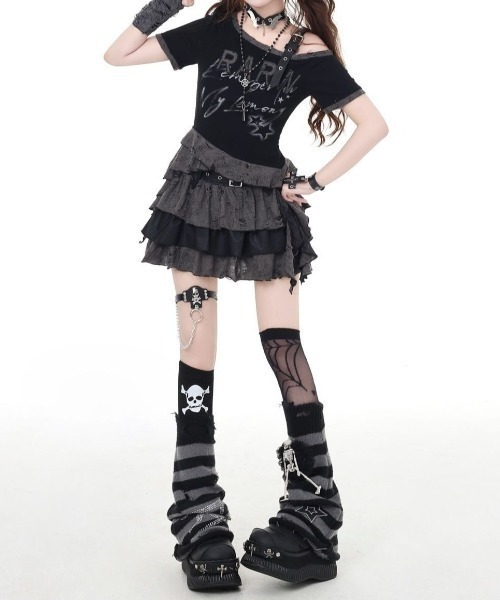 lilful(リルフル)の「【26年春夏新作】Y2K クラッシュ加工 アシンメトリーワンショルトップス(Tシャツ/カットソー・レディース・ブラック・F)」の16枚目の写真