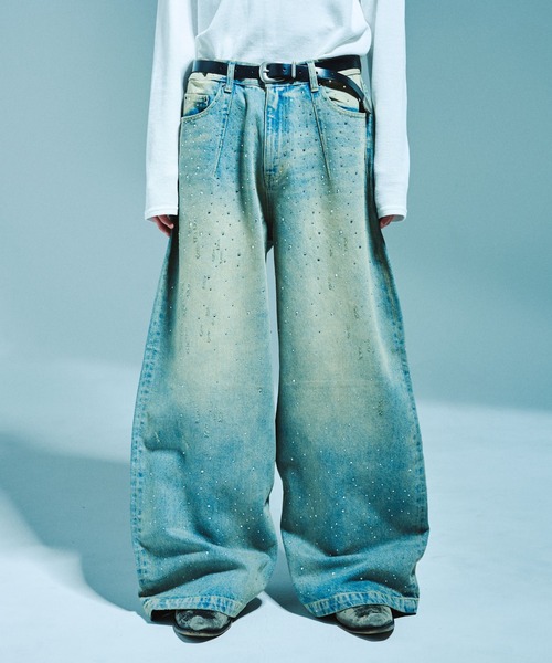 Camphor wood（カンファーウッド）の「WIDE BAGGY RHINESTONE DENIM / ワイドバギーラインストーンデニム（デニムパンツ・メンズ・インディゴブルー/ブラック・SMALL/MEDIUM/LARGE）」の2枚目の写真