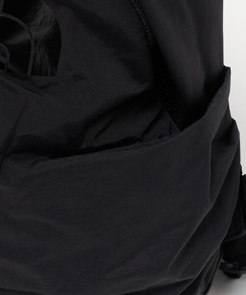 THE NORTH FACE（ザノースフェイス）の「＜THE NORTH FACE＞ネバーストップミニバックパック / リュック（7L）（バックパック/リュック・レディース・ブラック・FREE）」の13枚目の写真