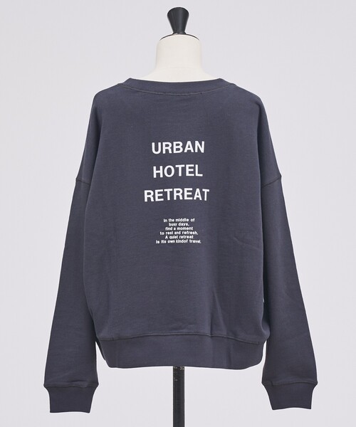 abahouse mavie（アバハウスマヴィ）の「【裏毛】ロゴスウェット/長袖/トレーナー/バックプリント/春カラー（スウェット・レディース・サックスブルー/チャコールグレー/グレー/ピンク・フリー）」の13枚目の写真