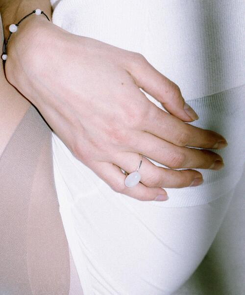 SMELLY(スメリー)の「SMELLY so’ oval white jade ring(リング・レディース・シルバー系その他・11)」の1枚目の写真