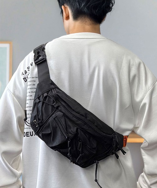 L'atelier(ラトリエ)の「ボディバッグ ワンショルダー ウェストバッグ 軽量(ボディバッグ/ウエストポーチ・メンズ・ブラック系1/ブラック系2/ブラック系4/グレー系1/シルバー系3/ブラック系3・FREE)」の12枚目の写真