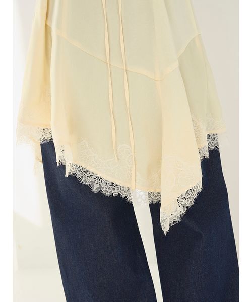 SNIDEL(スナイデル)の「レーストリムサテンキャミTOP(キャミソール・レディース・イエロー/アイボリー/その他・F)」の17枚目の写真
