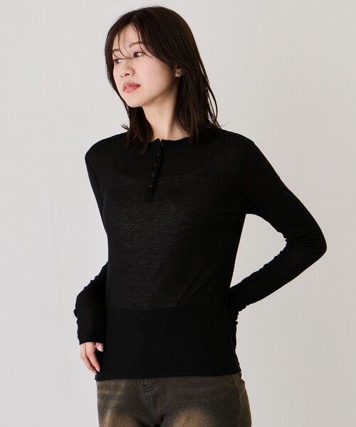 Jayro(ジャイロ)の「ヘンリーネックプルオーバー(Tシャツ/カットソー・レディース・ブラック/ホワイト系その他・M)」の4枚目の写真