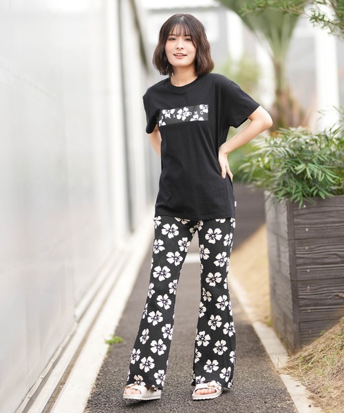 BILLABONG（ビラボン）の「BILLABONG/ビラボン レディース フレアパンツ LAST SUMMER FLARE LEGGING BG013U07 ムラサキスポーツ限定（その他パンツ・レディース・アクア/ブラック・M）」の4枚目の写真