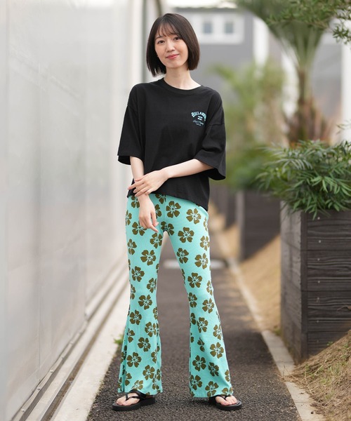 BILLABONG（ビラボン）の「BILLABONG/ビラボン レディース フレアパンツ LAST SUMMER FLARE LEGGING BG013U07 ムラサキスポーツ限定（その他パンツ・レディース・アクア/ブラック・M）」の8枚目の写真