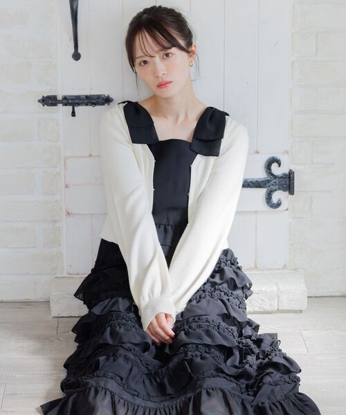 ems excite（エムズエキサイト）の「【セットアイテム】フリルティアードOP＆カーデSET（ワンピース・レディース・ブラック/ナチュラル/ピンク・FREE）」の4枚目の写真