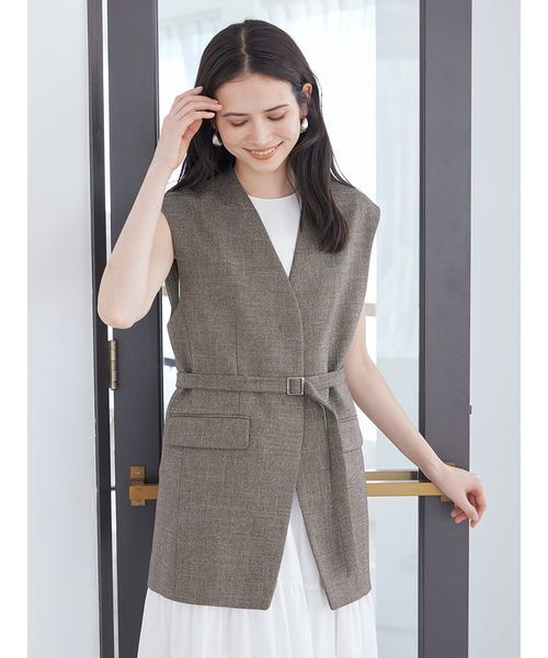 Mila Owen（ミラオーウェン）の「共ベルト付きオーバーサイズノーカラーベスト（その他アウター・レディース・ベージュ/アイボリー/マルチ・0/1）」の6枚目の写真