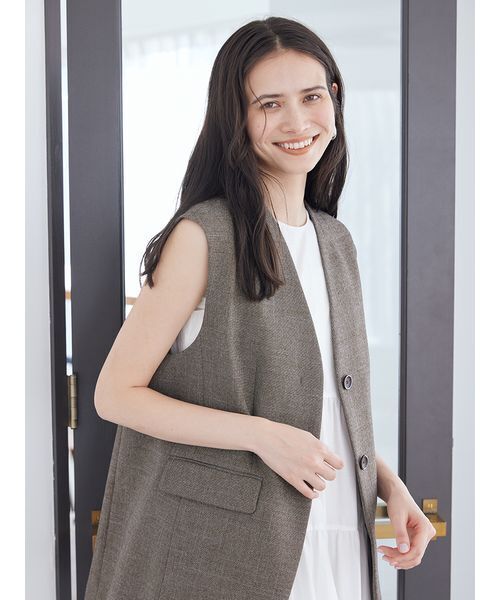 Mila Owen（ミラオーウェン）の「共ベルト付きオーバーサイズノーカラーベスト（その他アウター・レディース・ベージュ/アイボリー/マルチ・0/1）」の8枚目の写真