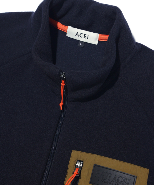 ACEI（アセイ）の「ポケット配色アーバンフリースジャケット [UNI] ブラック（ナイロンジャケット・メンズ・ネイビー・LARGE/SMALL/MEDIUM）」の3枚目の写真