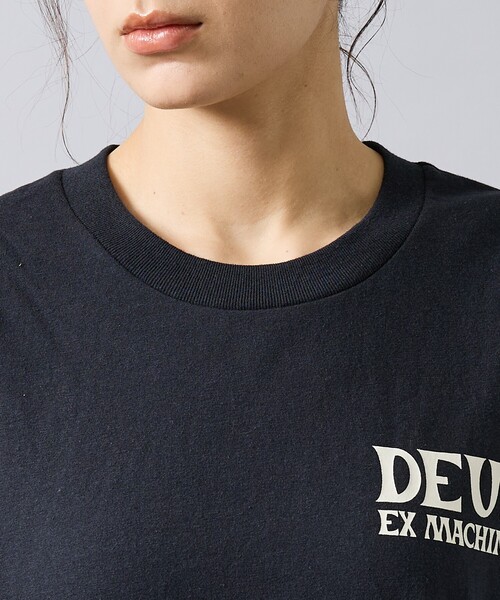 DEUS EX MACHINA（デウスエクスマキナ）の「【Deus Ex Machina / デウスエクスマキナ】 Chinook Tee / ロゴ背面グラフィック 半袖Tシャツ / ユニセックス（Tシャツ/カットソー・メンズ・ブラック/ネイビー・L）」の3枚目の写真