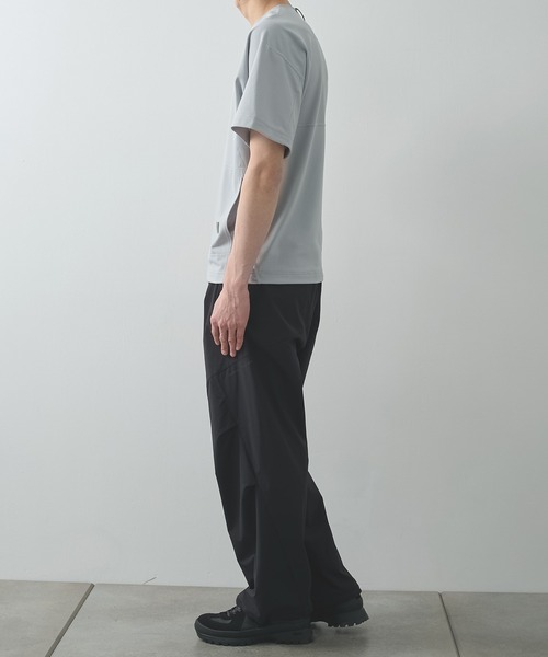 POLIQUANT(ポリクアント)の「【POLIQUANT/ポリクアント】THE DEFORMED PTRN. S/S PULLOVER(Tシャツ/カットソー・メンズ・ブラック/ライトグレー・1/2)」の7枚目の写真