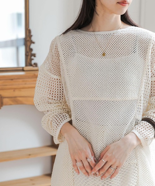 URBAN RESEARCH DOORS(アーバンリサーチドアーズ)の「2wayメッシュプルオーバー(ニット/セーター・レディース・カーキ/アイボリー・FREE)」の1枚目の写真