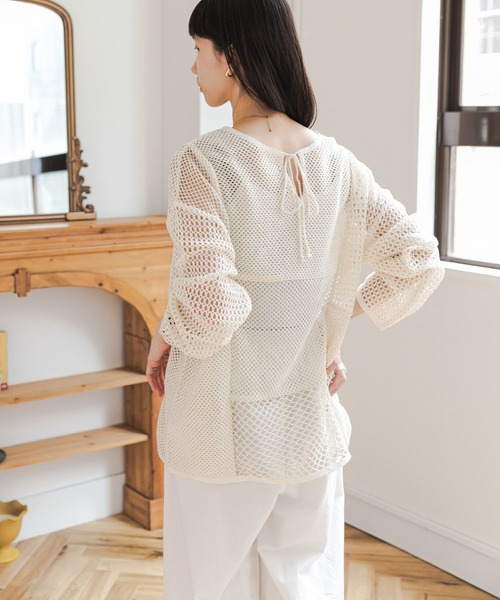 URBAN RESEARCH DOORS(アーバンリサーチドアーズ)の「2wayメッシュプルオーバー(ニット/セーター・レディース・カーキ/アイボリー・FREE)」の6枚目の写真