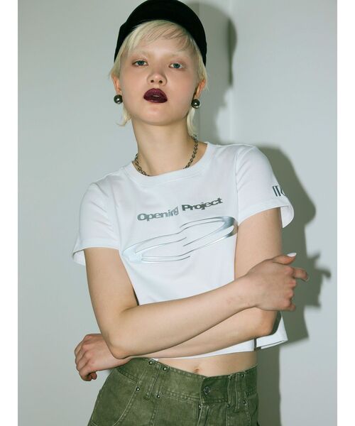 MURUA(ムルーア)の「【Opening Projectコラボ】ロゴプリントTシャツ(Tシャツ/カットソー・レディース・ホワイト/グレー・FREE)」の2枚目の写真