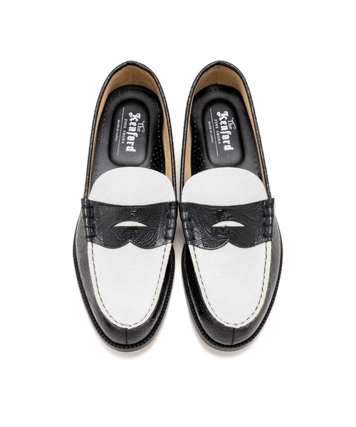 EMBOSSED LOAFERS BLACK WHITE PAISLEY（ローファー）｜The Kenford