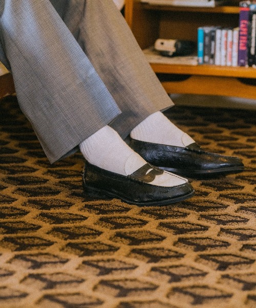 The Kenford Fineshoes(ケンフォードファインシューズ)の「EMBOSSED LOAFERS BLACK WHITE PAISLEY(ローファー・メンズ・ブラック・28/27.5/25)」の5枚目の写真