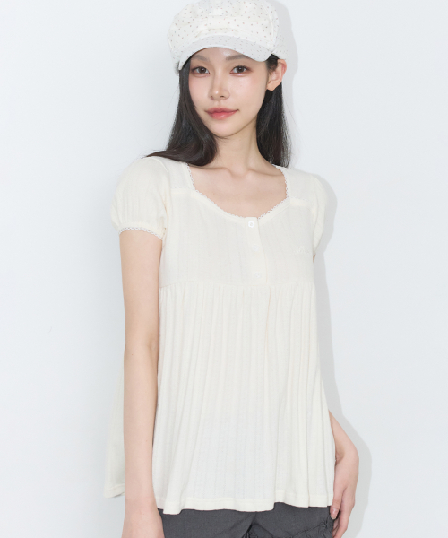 ILLIGO(イリゴ)の「フレアシャーリングトップクリーム(Tシャツ/カットソー・レディース・その他・OS)」の3枚目の写真