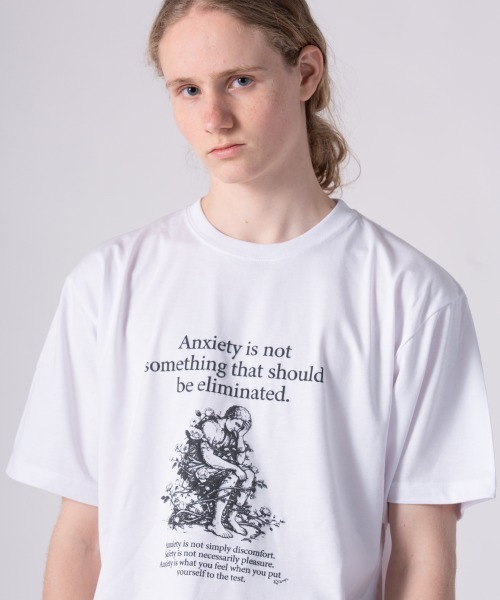 rehacer(レアセル)の「rehacer TEE : Anxiety TEE / アンキシティ T-shirt(Tシャツ/カットソー・メンズ・ホワイト/ブラック・SMALL/MEDIUM/LARGE/X-LARGE)」の4枚目の写真