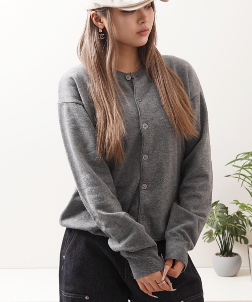 1111clothing(ワンフォークロージング)の「クロップド クルーネック カーディガン / Cropped crew neck cardigan(カーディガン/ボレロ・メンズ・チャコールグレー/グレー/ブラック/ワイン/ライトグレー/ネイビー/ベージュ・M/L)」の5枚目の写真