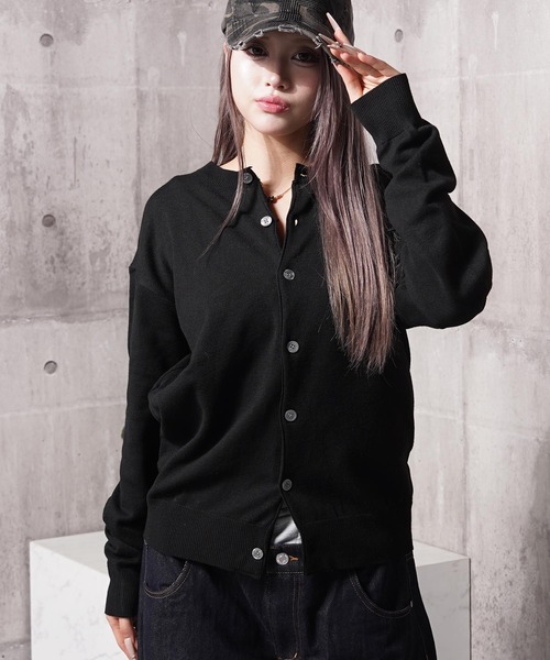 1111clothing(ワンフォークロージング)の「クロップド クルーネック カーディガン / Cropped crew neck cardigan(カーディガン/ボレロ・メンズ・チャコールグレー/グレー/ブラック/ワイン/ライトグレー/ネイビー/ベージュ・M/L)」の9枚目の写真