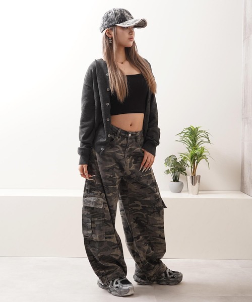 1111clothing(ワンフォークロージング)の「クロップド クルーネック カーディガン / Cropped crew neck cardigan(カーディガン/ボレロ・メンズ・チャコールグレー/グレー/ブラック/ワイン/ライトグレー/ネイビー/ベージュ・M/L)」の18枚目の写真