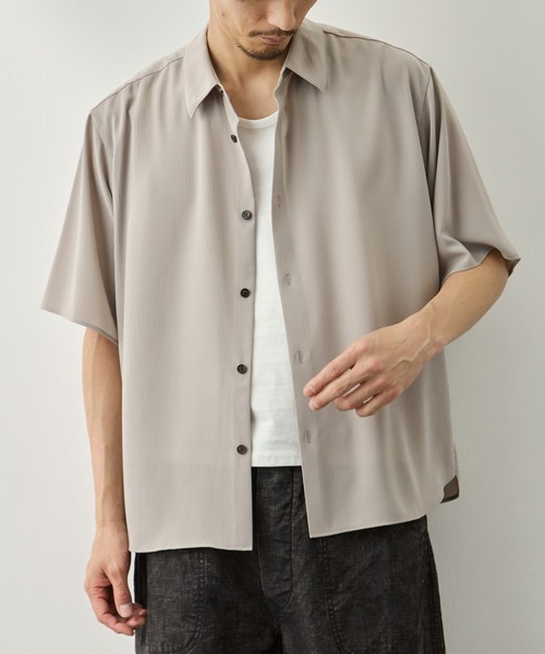 CITY TOKYO（シティトウキョウ）の「【CITY TOKYO】Air pleats リラックスS/Sシャツ（シャツ/ブラウス・メンズ・サックスブルー/ダークグレー/ライトベージュ・1/2）」の3枚目の写真