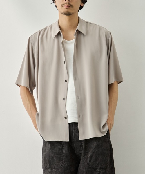 CITY TOKYO（シティトウキョウ）の「【CITY TOKYO】Air pleats リラックスS/Sシャツ（シャツ/ブラウス・メンズ・サックスブルー/ダークグレー/ライトベージュ・1/2）」の16枚目の写真