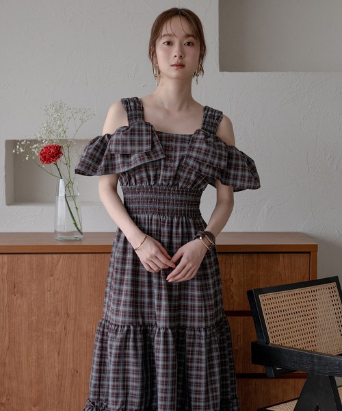 mideal(マイディール)の「2way sleeve tiered onepiece / 2wayスリーブティアードワンピース(ワンピース・レディース・ブラック/ブラウン・FREE)」の7枚目の写真