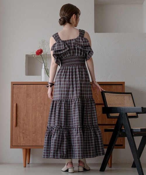 mideal(マイディール)の「2way sleeve tiered onepiece / 2wayスリーブティアードワンピース(ワンピース・レディース・ブラック/ブラウン・FREE)」の14枚目の写真