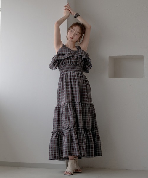 mideal(マイディール)の「2way sleeve tiered onepiece / 2wayスリーブティアードワンピース(ワンピース・レディース・ブラック/ブラウン・FREE)」の18枚目の写真