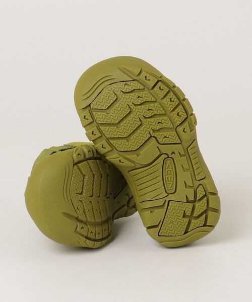 KEEN(キーン)の「NEWPORT H2 / ニューポート エイチツー / キッズ サンダル(サンダル・キッズ・カーキオリーブ・15cm/17cm/18cm/18.5cm/19.5cm/16cm)」の3枚目の写真