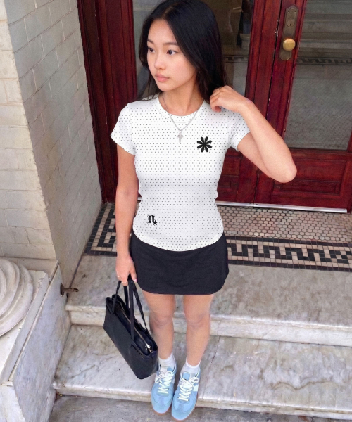 DAMISH(ダミシュ)の「フラワーシンボルポルカドットショートスリーブTシャツ_ホワイト(Tシャツ/カットソー・レディース・ホワイト・OS)」の4枚目の写真