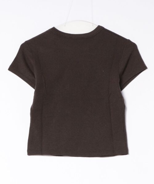 TODAYFUL(トゥデイフル)の「TODAYFUL Compact Smooth T-shirts(Tシャツ/カットソー・レディース・ライトグレー/ダークブラウン/オフホワイト・FREE)」の4枚目の写真