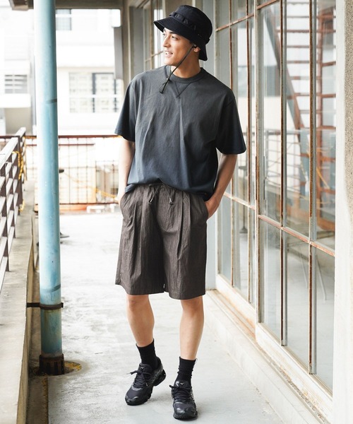 BAYFLOW(ベイフロー)の「90’sワイドショートパンツ(その他パンツ・メンズ・ネイビー/ブラック・MEDIUM/LARGE)」の3枚目の写真