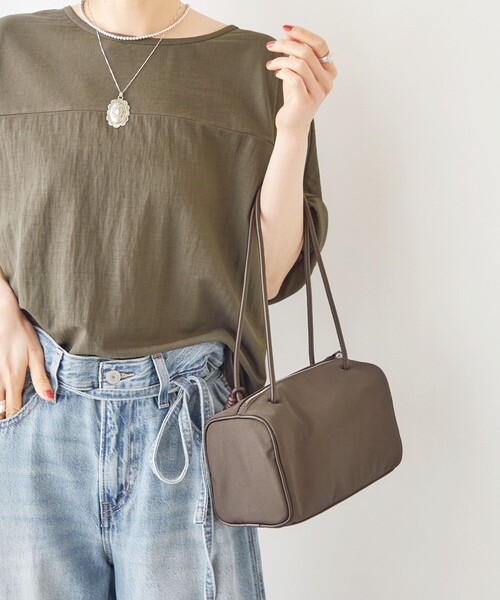 &MyuQ(アンドミューク)の「【SHIPS別注】&MyuQ: KORO NY(ショルダーバッグ・レディース・ブラック/ブラウン・ONE SIZE)」の13枚目の写真