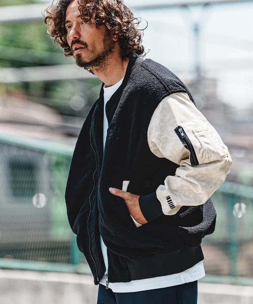 felkod(フィルコッド)の「mj11644- Synthetic Leather×Boa Combo MA-1 Jacket MA-1ジャケット(F26A100)(MA-1・メンズ・ブラック/ホワイト×ブラック・S/M/L)」の5枚目の写真