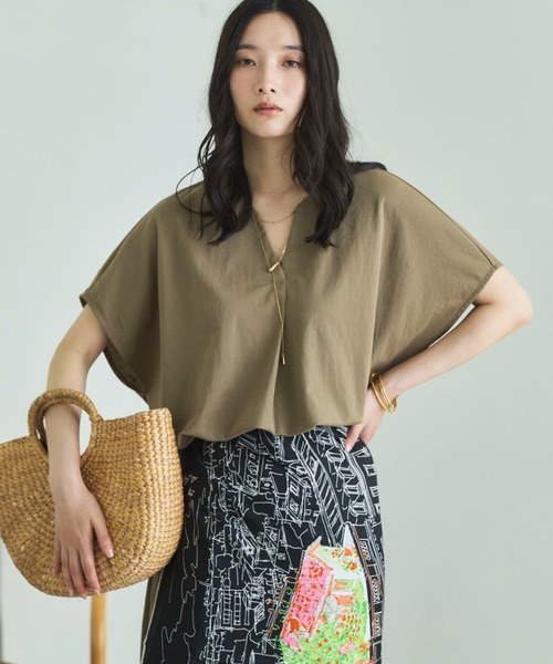 Doux archives（ドゥアルシーヴ）の「マルチ機能スキッパーＴＯＰＳ（Tシャツ/カットソー・レディース・ブラック/カーキ/モカ・FREE）」の12枚目の写真