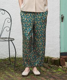 LAURA ASHLEY（ローラアシュレイ）の「【防シワ／ウエストゴム仕様／同柄アイテムあり】デラ オレンジズ柄 パンツ（その他パンツ）」