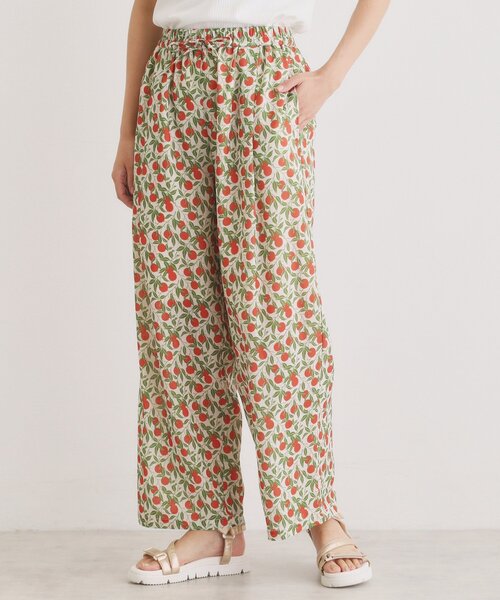 LAURA ASHLEY(ローラアシュレイ)の「【防シワ/ウエストゴム仕様/同柄アイテムあり】デラ オレンジズ柄 パンツ(その他パンツ・レディース・スモーキーグリーン系1/アイボリー系・40/38)」の3枚目の写真
