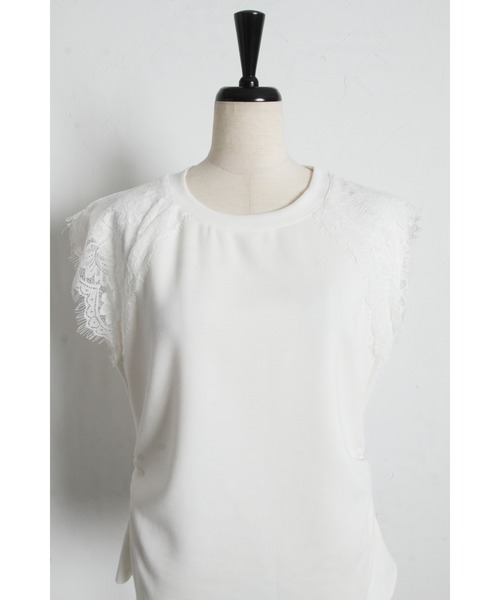 tocco closet(トッコ クローゼット)の「【ZOZO限定】レーススリーブサイドギャザートップス(Tシャツ/カットソー・レディース・ブラック/ホワイト・M)」の20枚目の写真