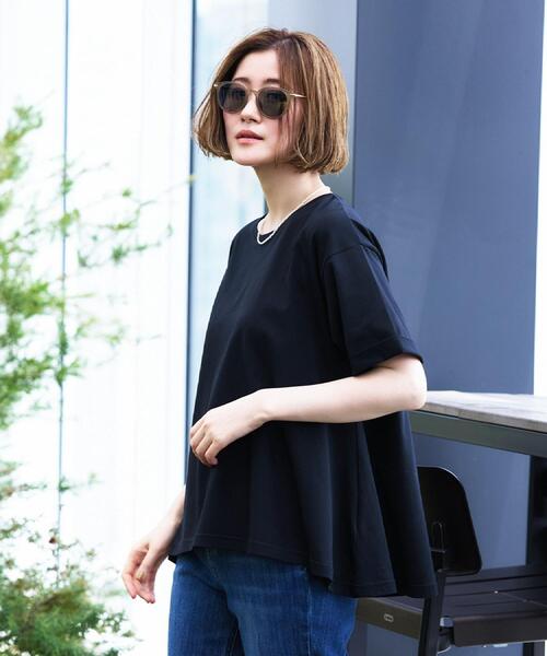 grove(グローブ)の「【遮熱/吸水速乾/UVカット】フレアシルエットTシャツ(Tシャツ/カットソー・レディース・グレー/オフホワイト/ブルーグリーン/ブラック・01/02/03/04/05)」の15枚目の写真