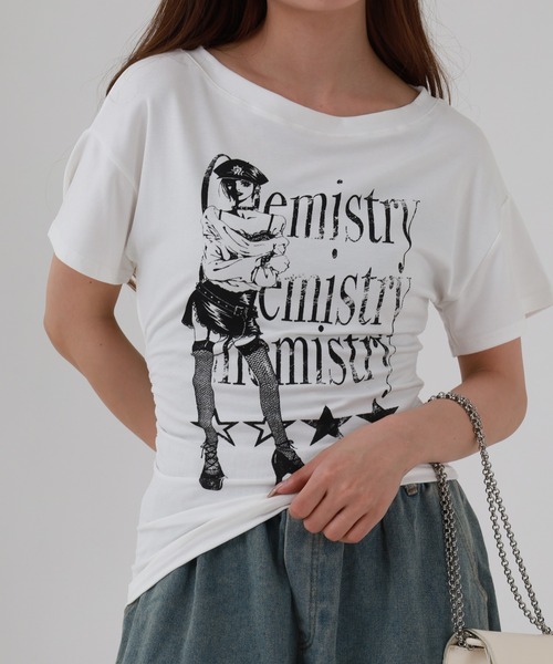 FUNALIVE(ファンアライブ)の「ABETTOR ガールロゴプリント短丈カットソー(Tシャツ/カットソー・レディース・ブラック/ホワイト・FREE)」の2枚目の写真