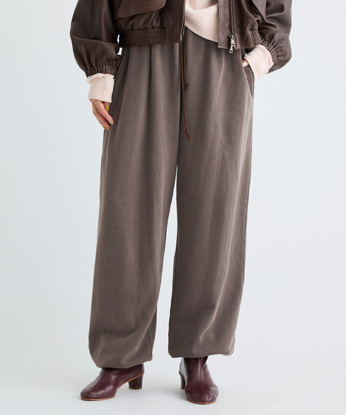IENA LA BOUCLE(イエナラブークル)の「IENA LA BOUCLE ピグメントバイオスウェットパンツ(スウェットパンツ・レディース・ピンク/ブラウン/グレー・36/38)」の16枚目の写真