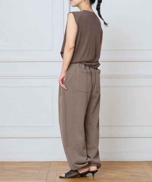 IENA LA BOUCLE(イエナラブークル)の「IENA LA BOUCLE ピグメントバイオスウェットパンツ(スウェットパンツ・レディース・ピンク/ブラウン/グレー・36/38)」の4枚目の写真