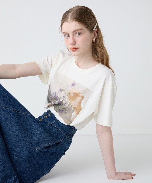 an another angelus(アンアナザーアンジェラス)の「絵画フラワープリントT/fint フィント(Tシャツ/カットソー・レディース・ピンク/イエロー/パープル/チャコールグレー・FREE)」の12枚目の写真