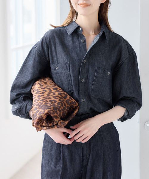 U by SPICK&SPAN（ユーバイスピックアンドスパン）の「ライトデニムカーペンターシャツ（シャツ/ブラウス・レディース・ブルー/ネイビー・FREE）」の7枚目の写真